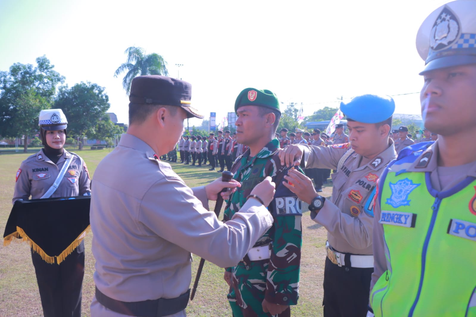 Kapolres Klaten AKB Warseno memimpin apel Operasi Patuh Candi 2023 
