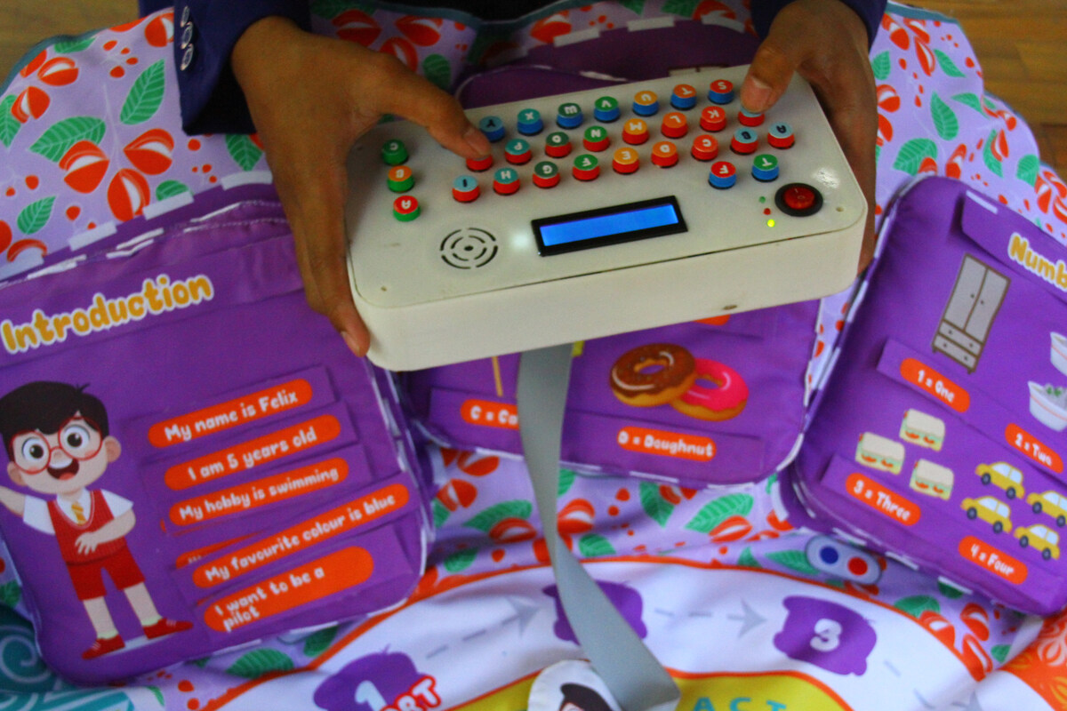 Ilustrasi mainan anak.