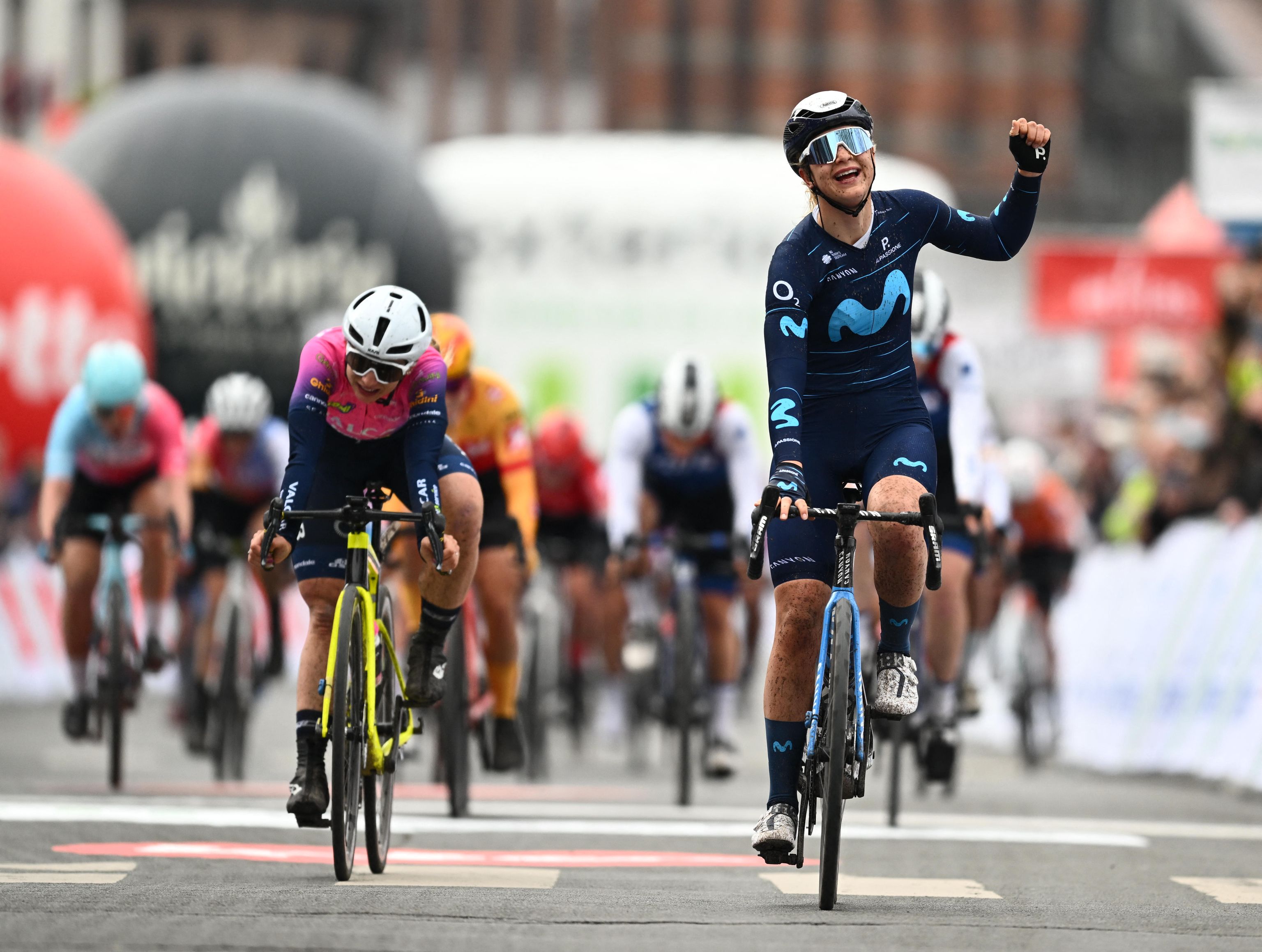 Emma Norsgaard (kanan)