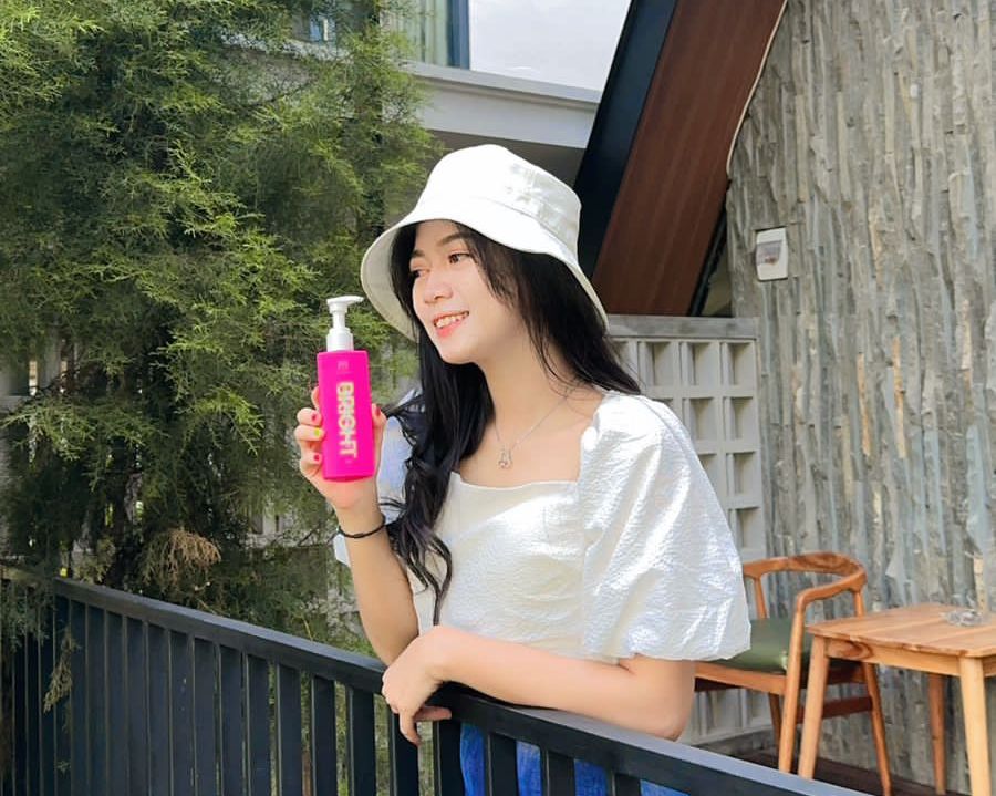 Pengusaha muda bidang kosmetik, Sinta Diamor, yang kini memiliki tiga brand kosmetik terkenal.