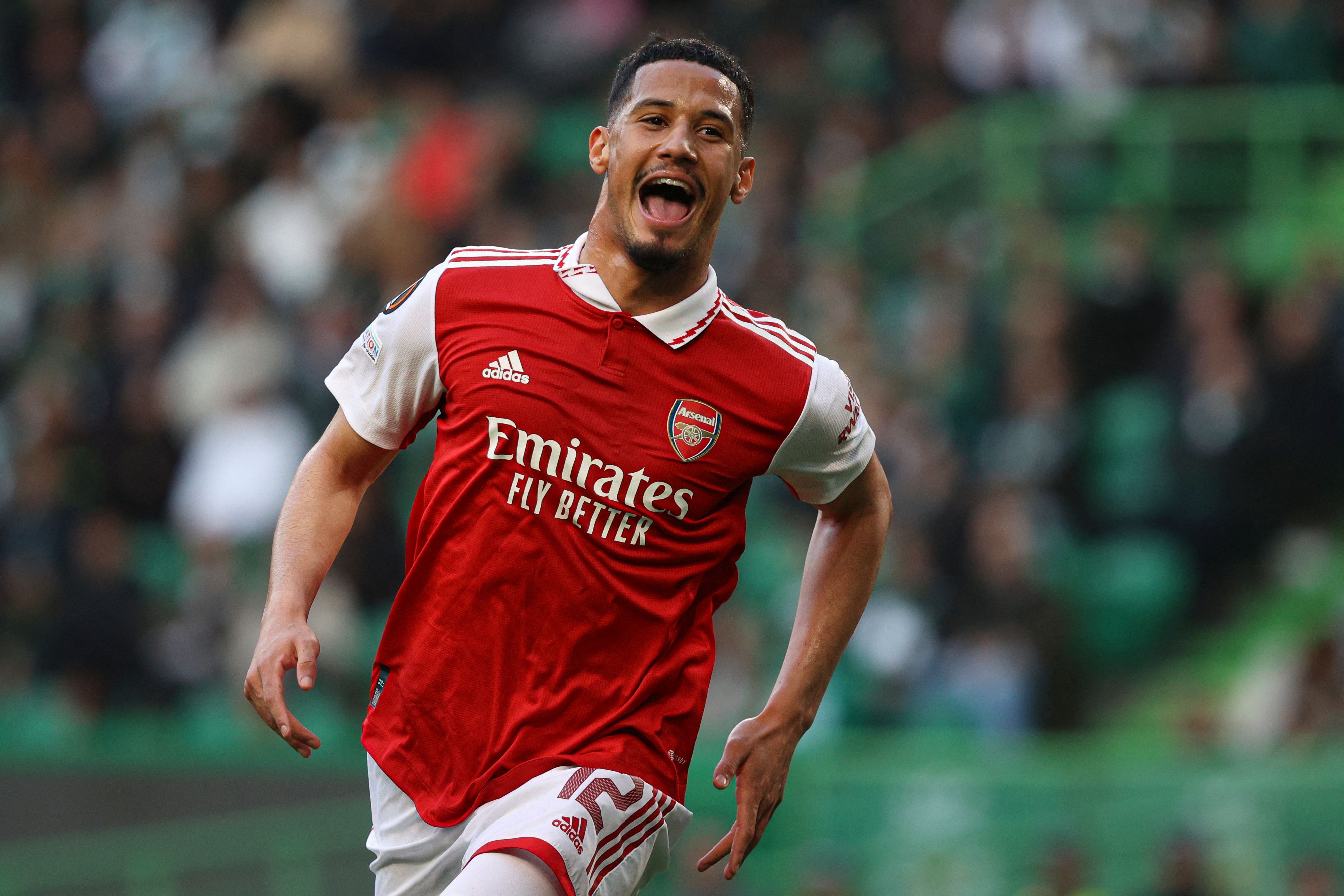 Bek Arsenal William Saliba