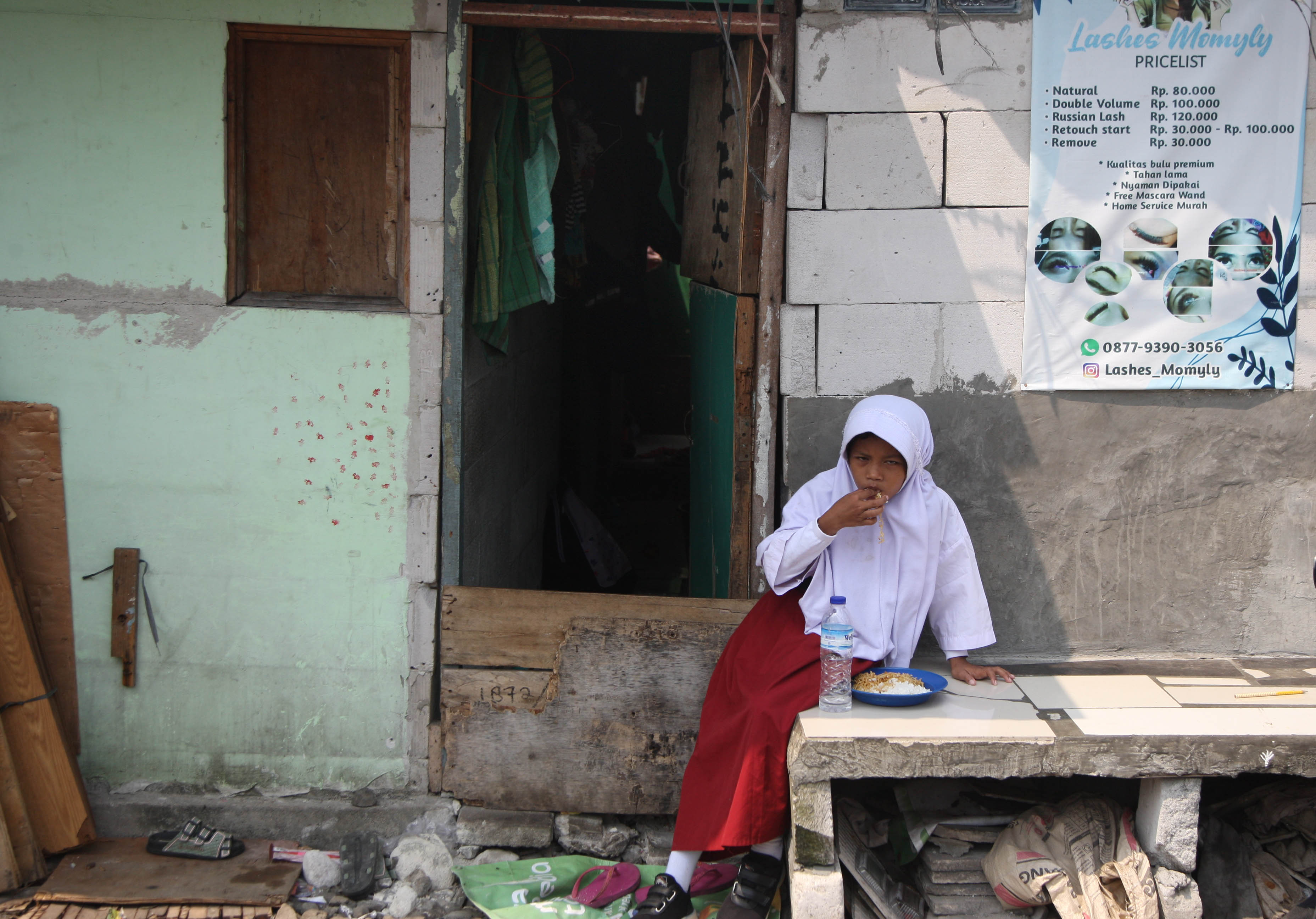 Bansos Efektif Bantu Warga Miskin saat Pandemi