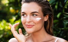 Cara Tepat Memilih Produk yang Aman untuk Perempuan