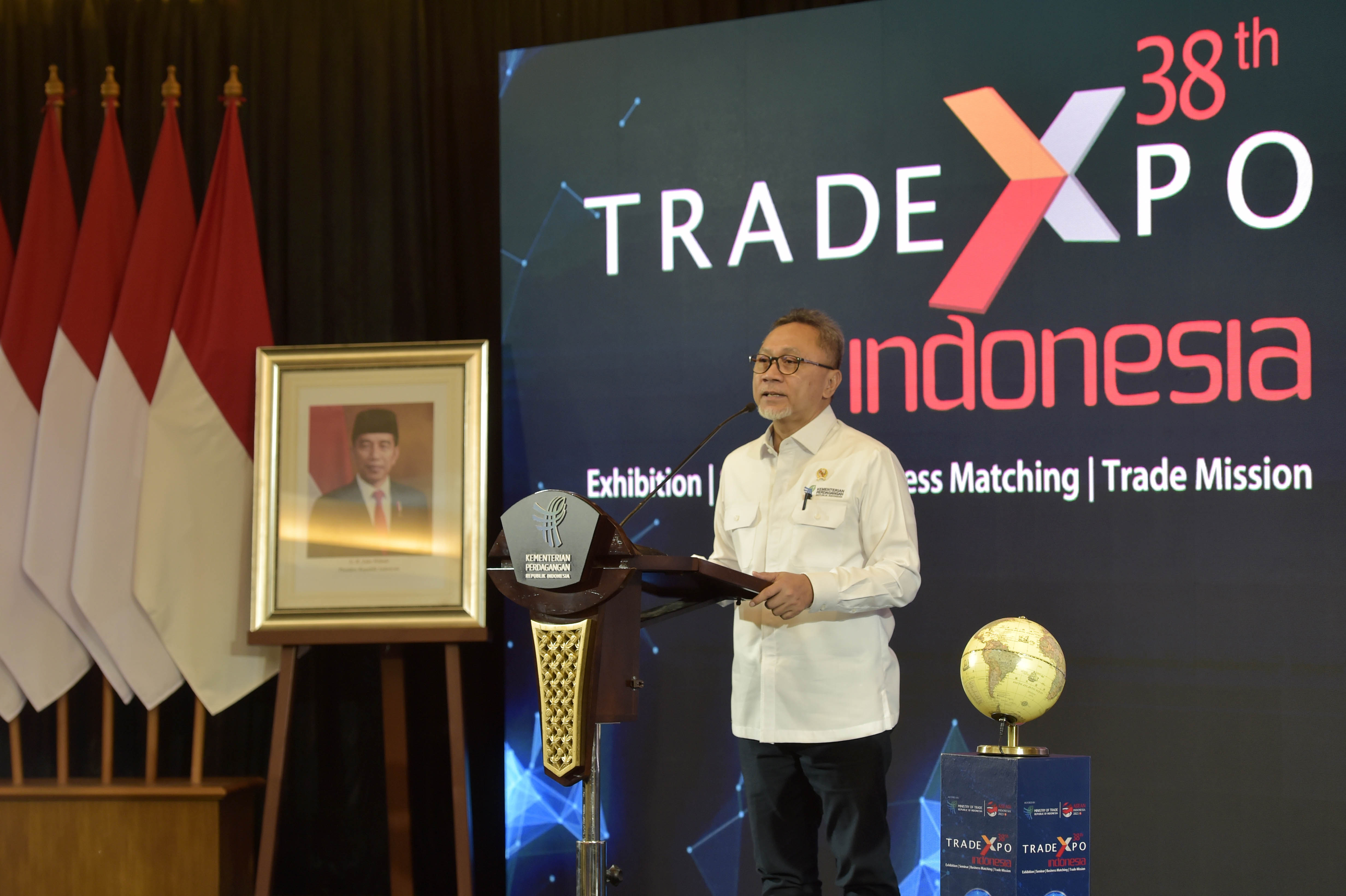 Mendag Zulkifli Hasan saat meluncurkan Trade Expo Indonesia ke-38 di Jakarta, Senin (10/7).