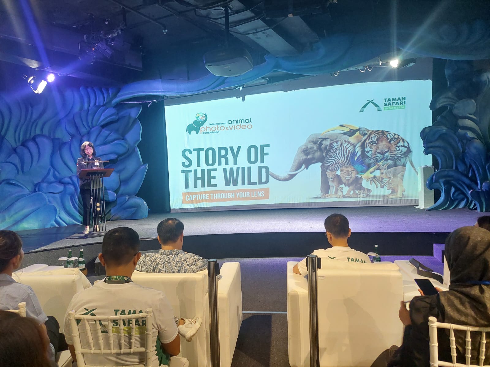 Konferensi pers Lomba Foto dan Video Satwa 2023 di Jakarta Aquarium dan Safari, Grogol Petamburan, Jakarta Barat, Selasa (4/7).