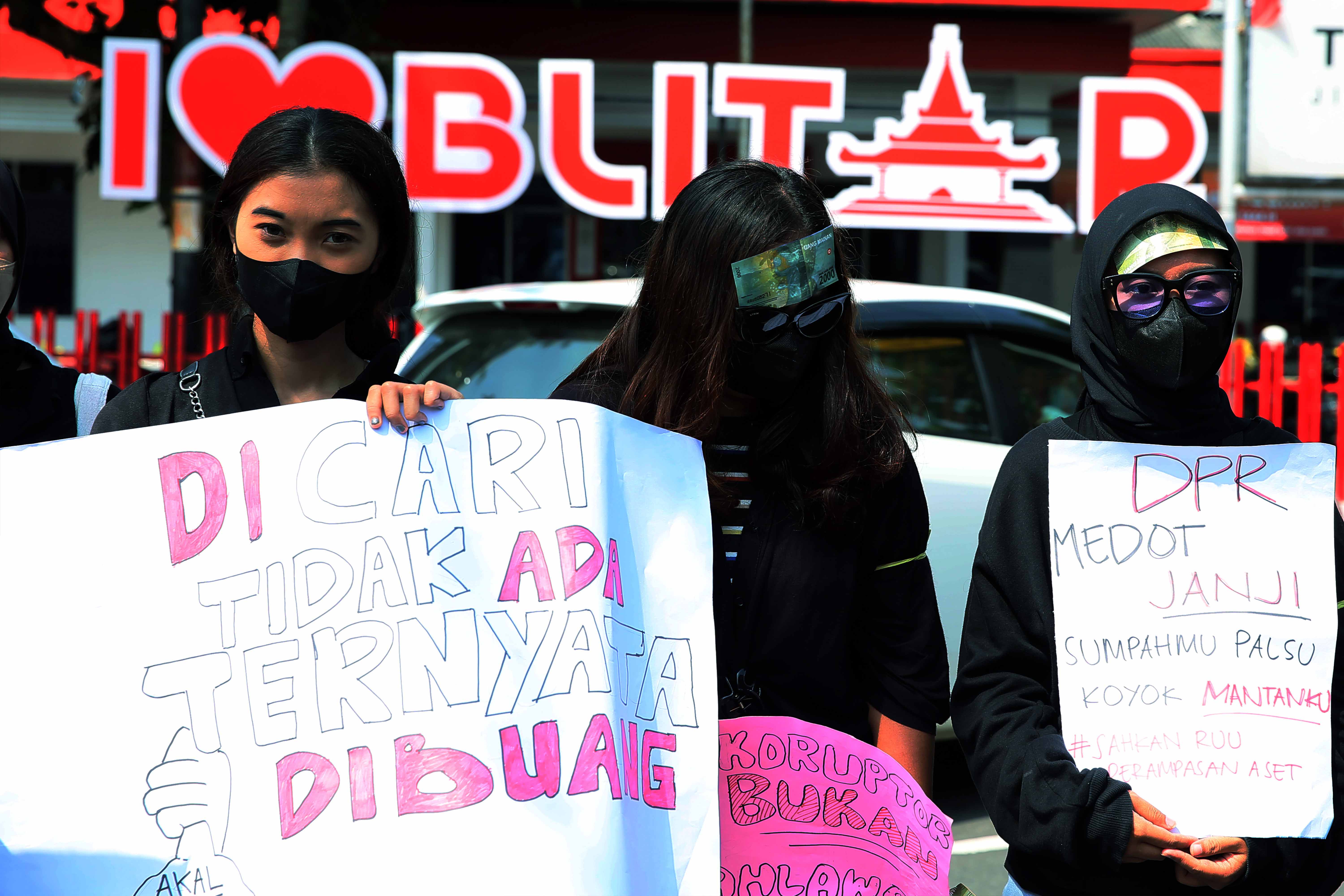 Komisi III DPR Janji Segera Bahas RUU Perampasan Aset Jika Diminta