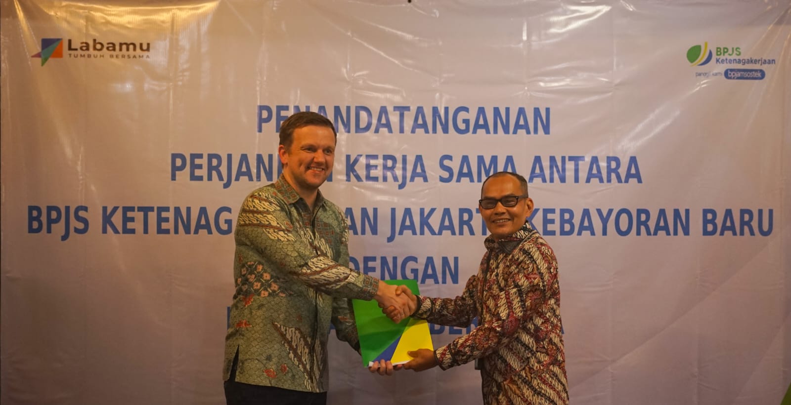 Acara penandatanganan kerja sama antara BPJS Ketenagakerjaan Kebayoran Baru dan Labamu di Jakarta, baru-baru ini. 