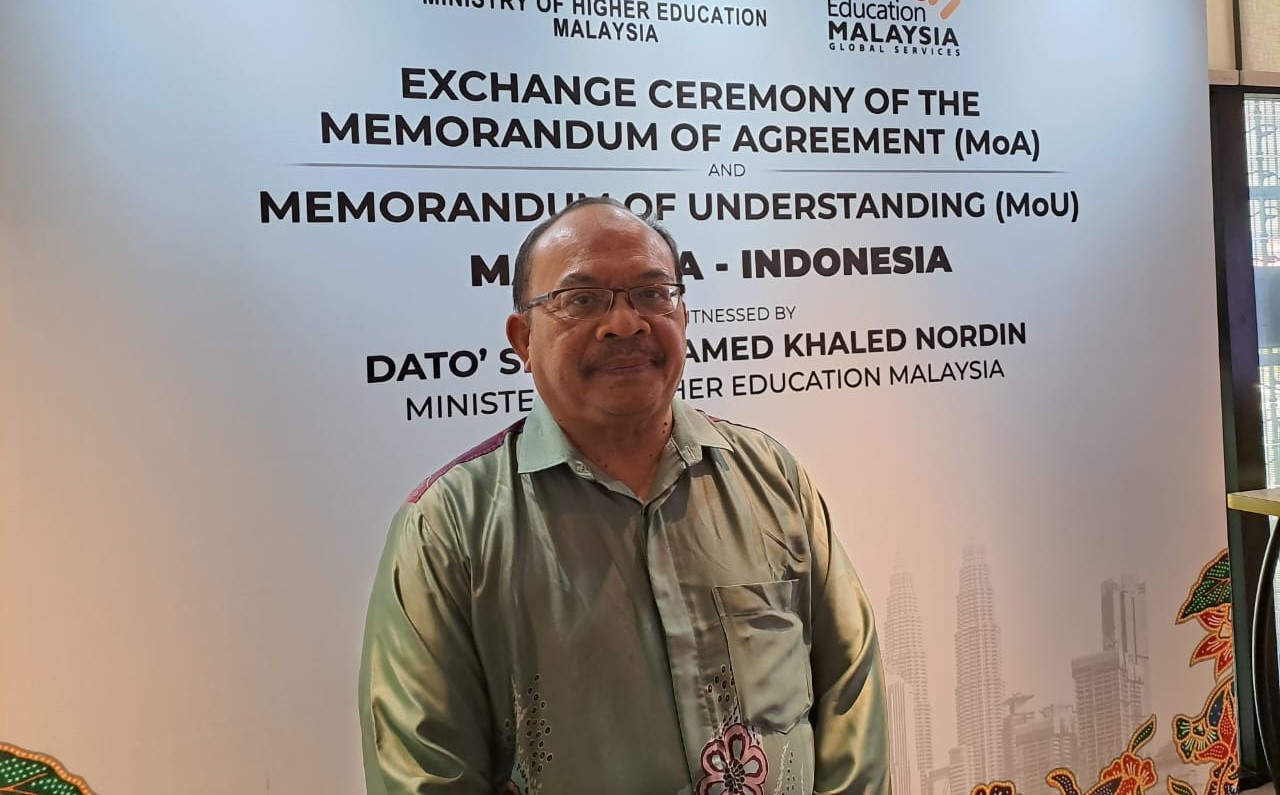 Rektor UUM Prof Dr Mohd Foad Sakdan