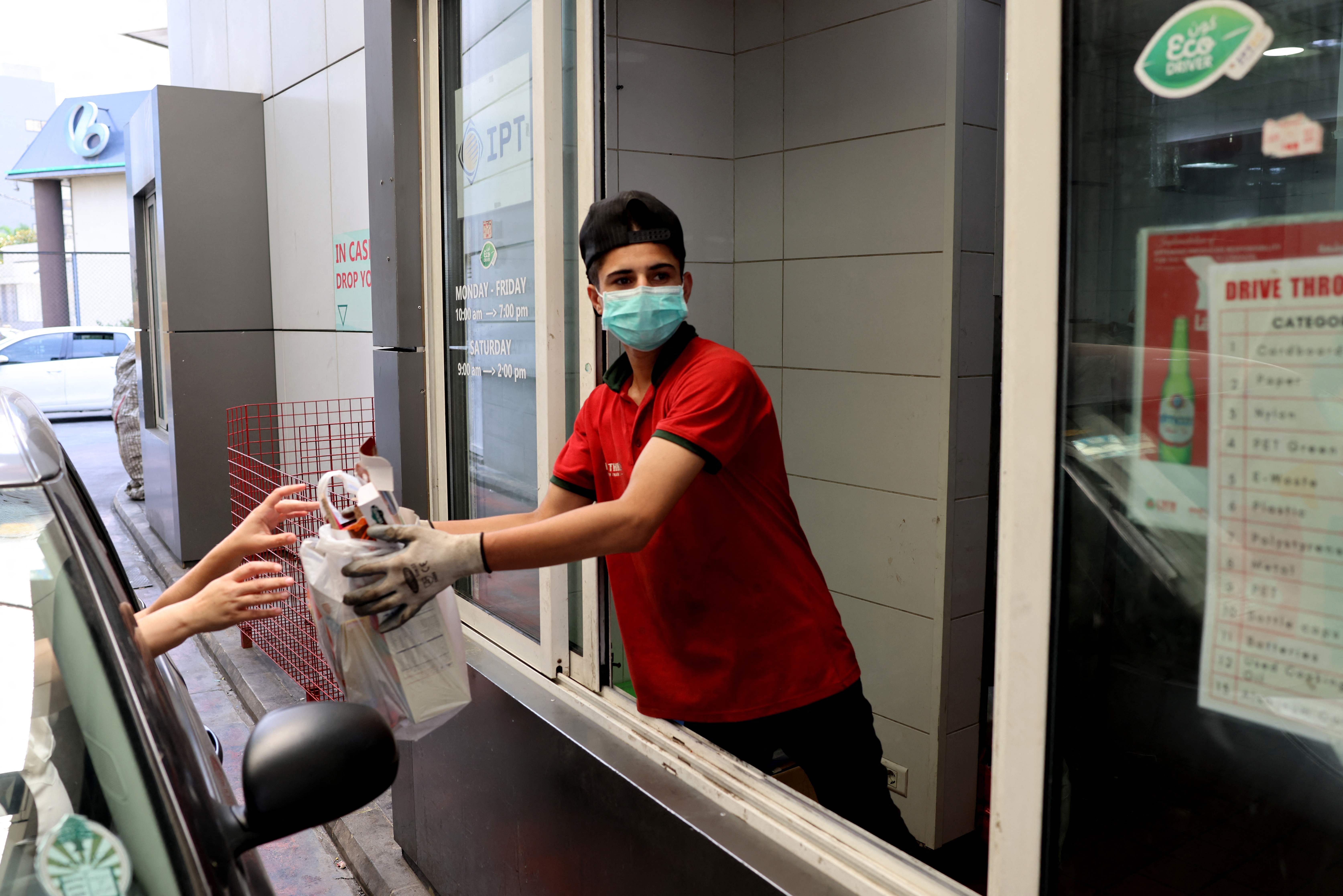 Proses Daur Ulang Sampah di Lebanon Gunakan Sistem Lantatur