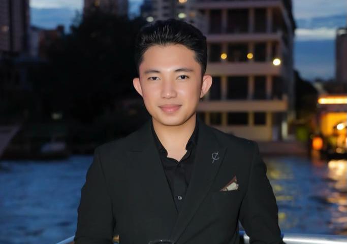 Pimpinan Direksi Marketing Passion Jewelry Group, Novrico Tooy.