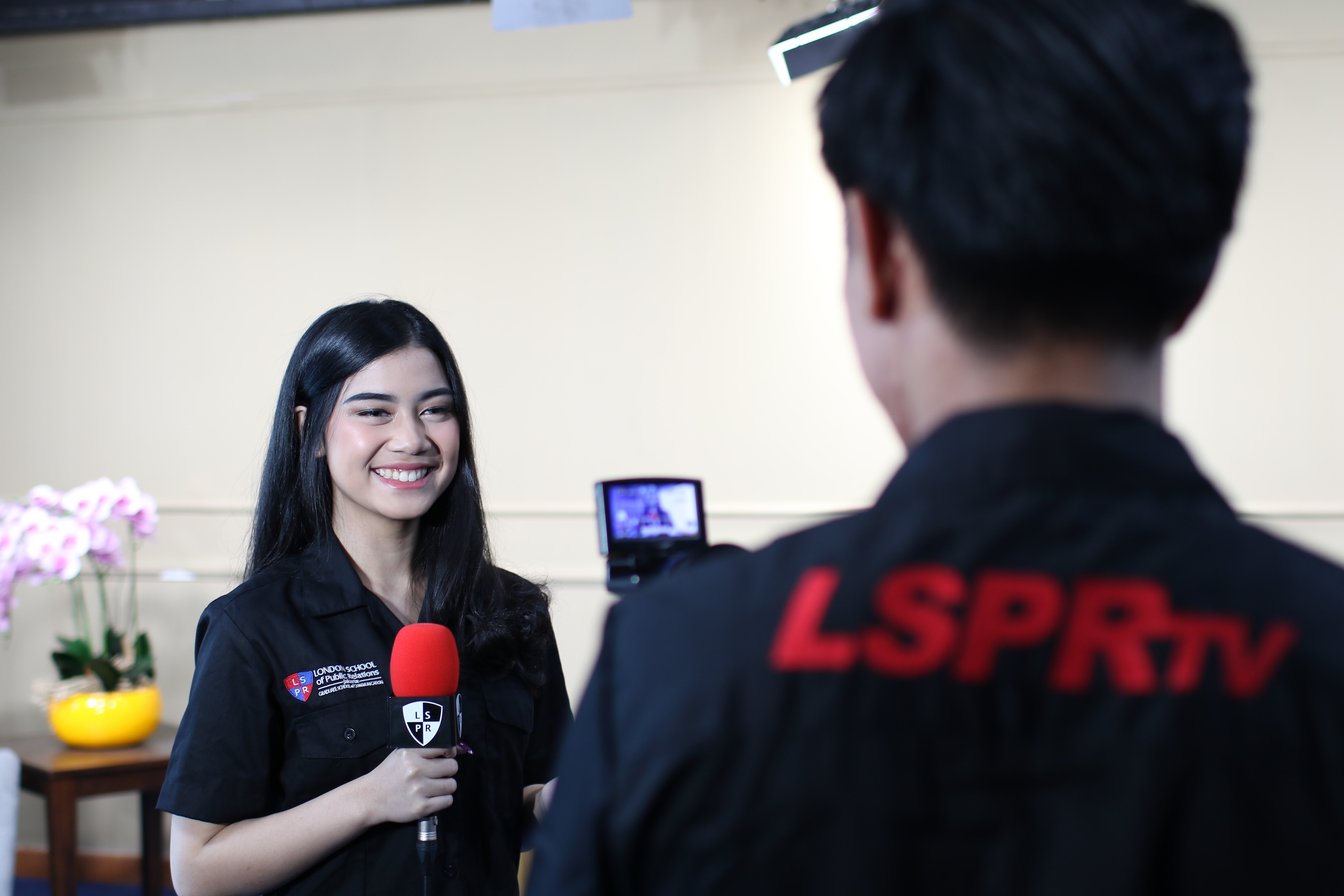  LSPR memajukan inovasi dalam pengembangan pendidikan tinggi dilakukan melalui LSPR Hybrid