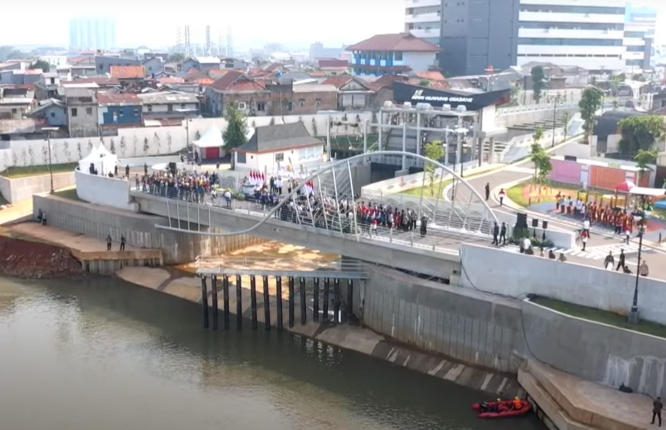 Sodetan Sungai Ciliwung, Jakarta.