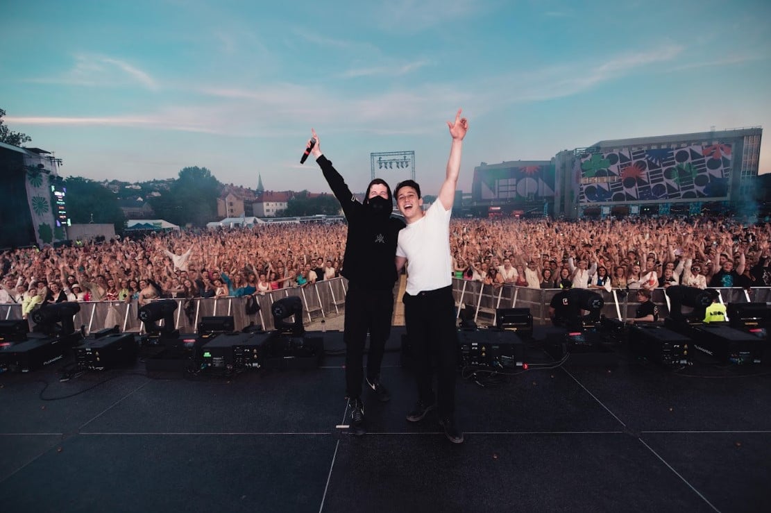 Alan Walker dan Zak Abel