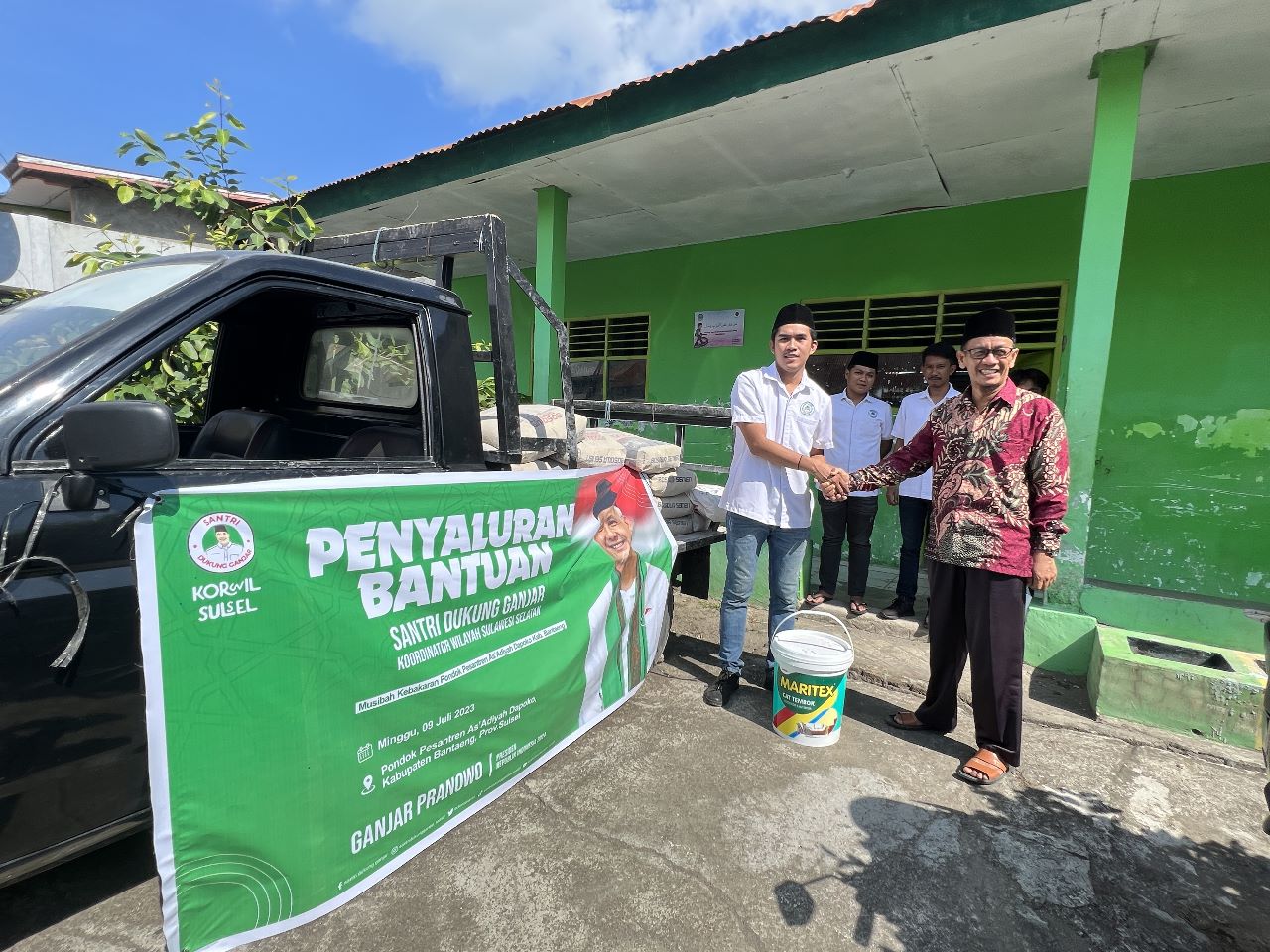 Bantuan untuk pembangunan asrama santri yang terbakar di Bantaeng, Sulsel