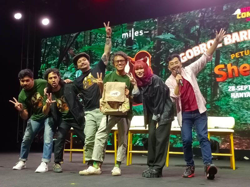 Isyana Sarasvati bersama para pemeran film Petualangan Sherina 2