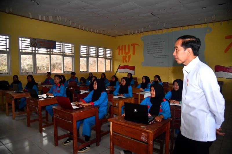 Presiden: Lulusan SMK Harus Sesuai Kebutuhan Industri