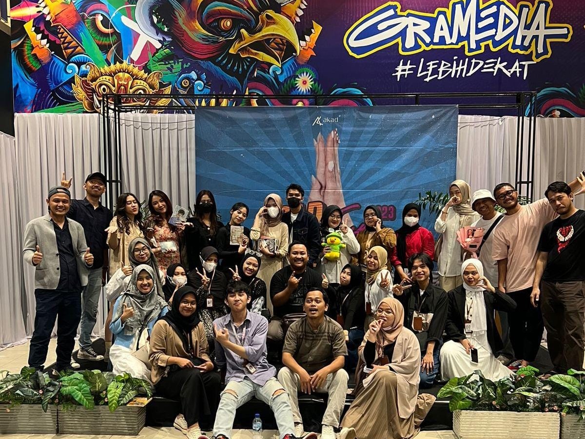 Strategi Akad Group Pikat Pembaca Milenial dan Gen Z