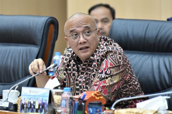 Ketua Komisi VII DPR RI, Donny Oekon.