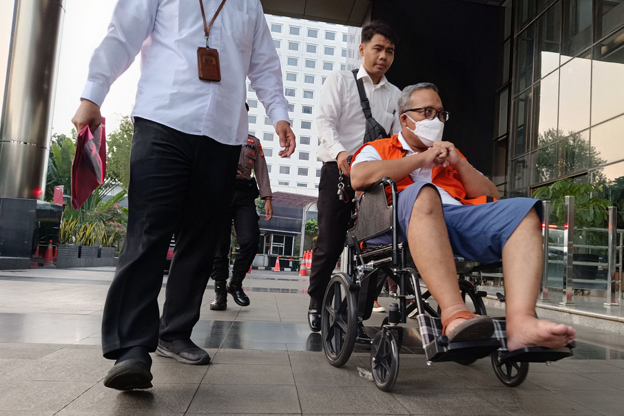 Salah satu tersangka korupsi tunjangan kinerja (tukin) Kementerian ESDM Priyo Andi Gularso.