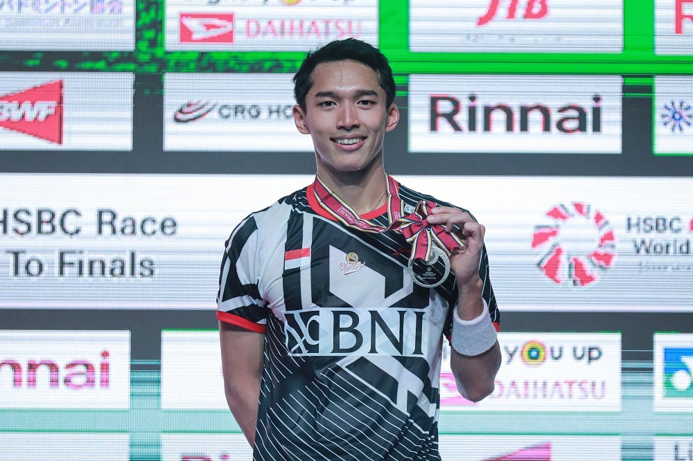 Jonatan Christie meraih posisi runner up tunggal putra Jepang Terbuka 2023 setelah di final kalah dari Viktor Axelsen 7-21, 18-21.  