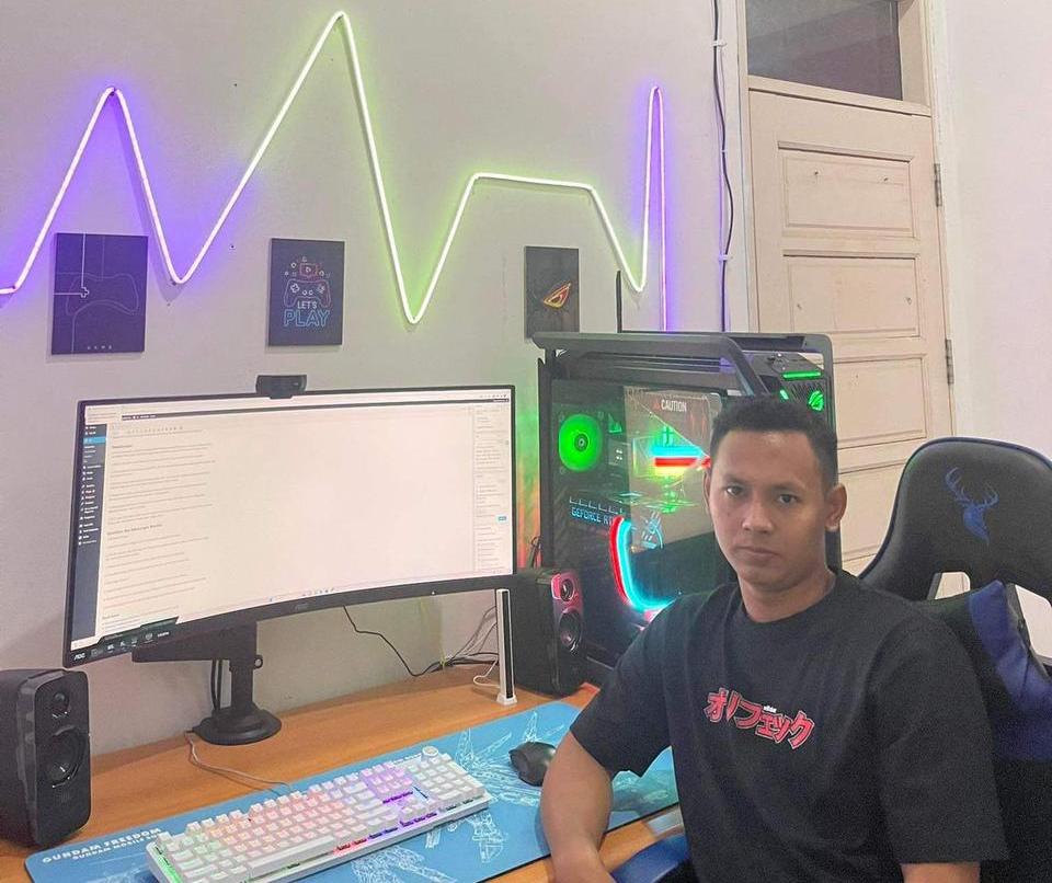 Blogger game dan teknologi, Bayu Primadana, berasal dari Kunyit, Pelaihari, Kabupaten Tanah Laut, Kalimantan Selatan.