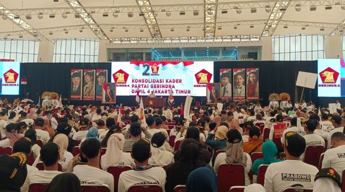 Calon presiden dari Partai Gerindra Prabowo Subianto berpidato di hadapan para pendukungnya. 