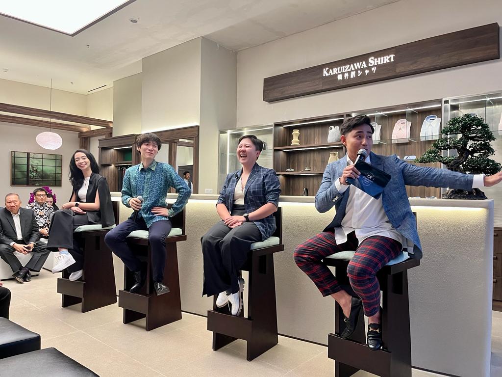 Pembukaan secara resmi apparel brand semi-bespoke shirt asal Jepang, Karuizawa di Ashta District 8, Jakarta. Sabtu (8/7),
