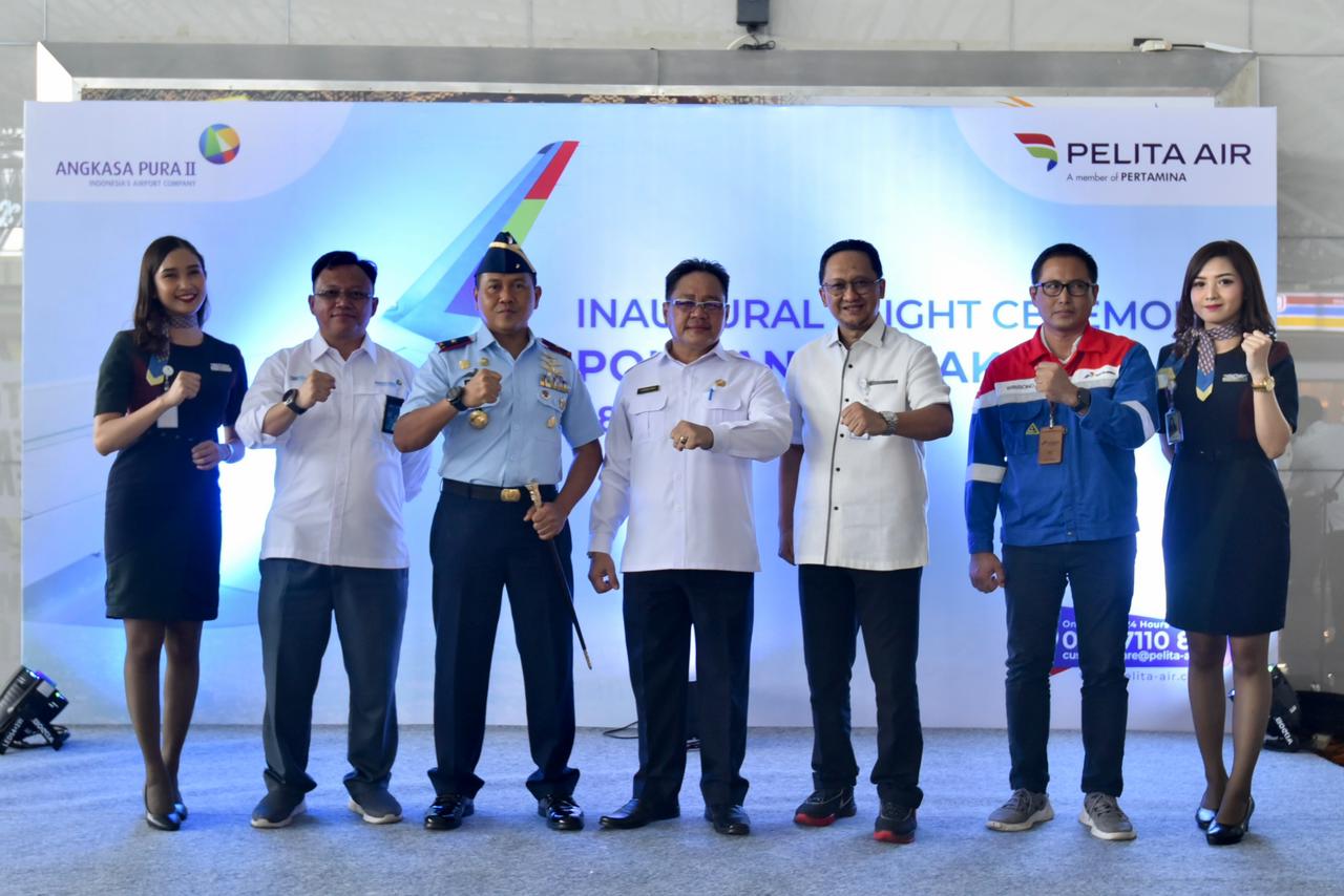 Acara peresmian penerbangan perdana Pelita Air rute Jakarta - Pontianak di Jakarta, Selasa (18/7). 