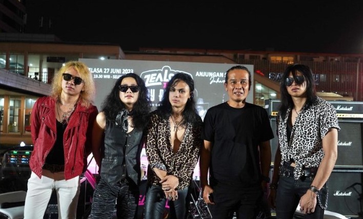 Zealous dan Pay Burman