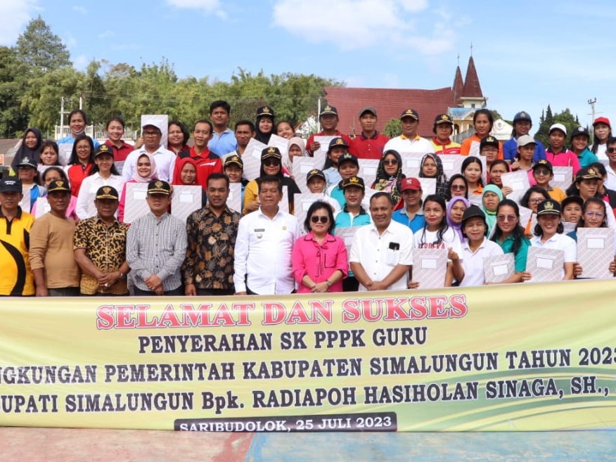 Simalungun Kekurangan 6.900 Guru dan Tenaga Kesehatan