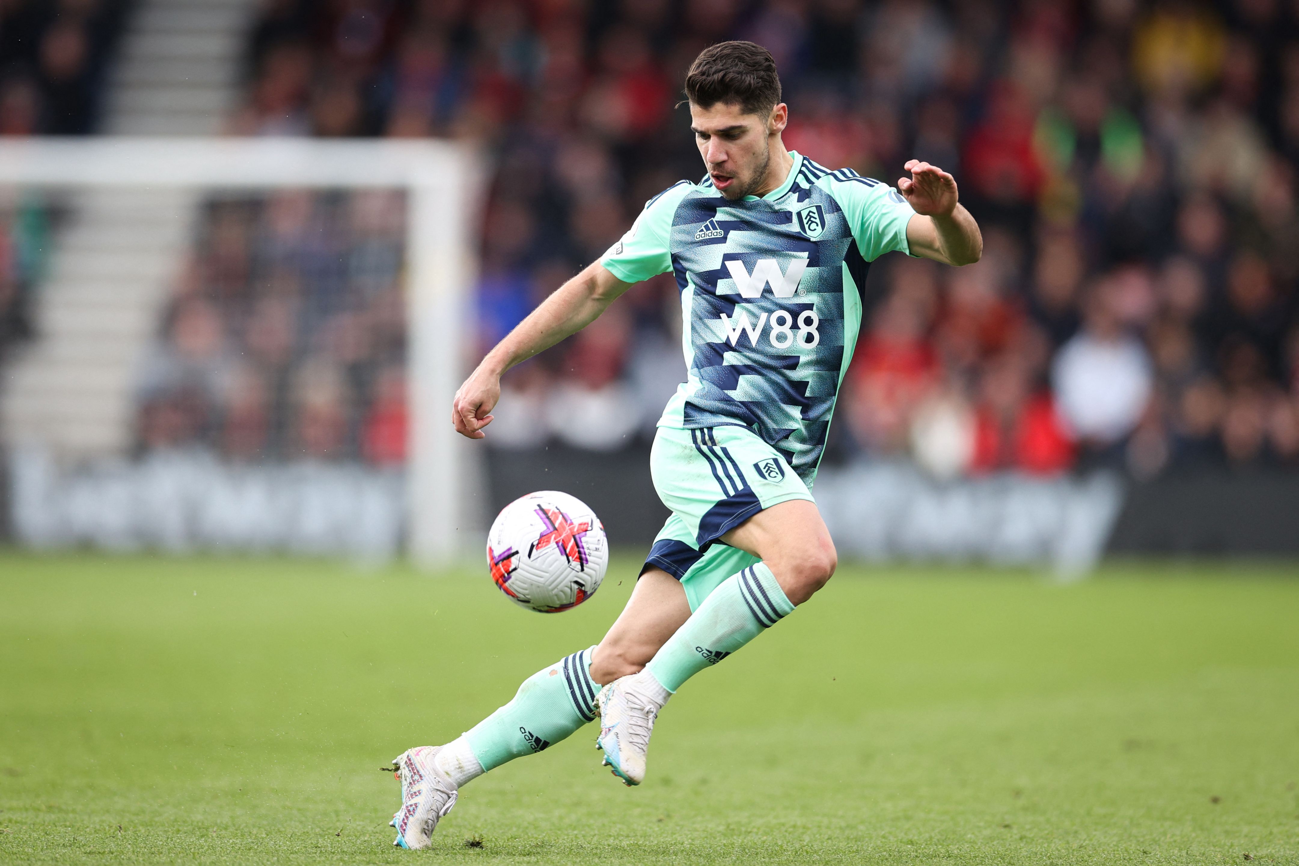 Pemain timnas Israel Manor Solomon.