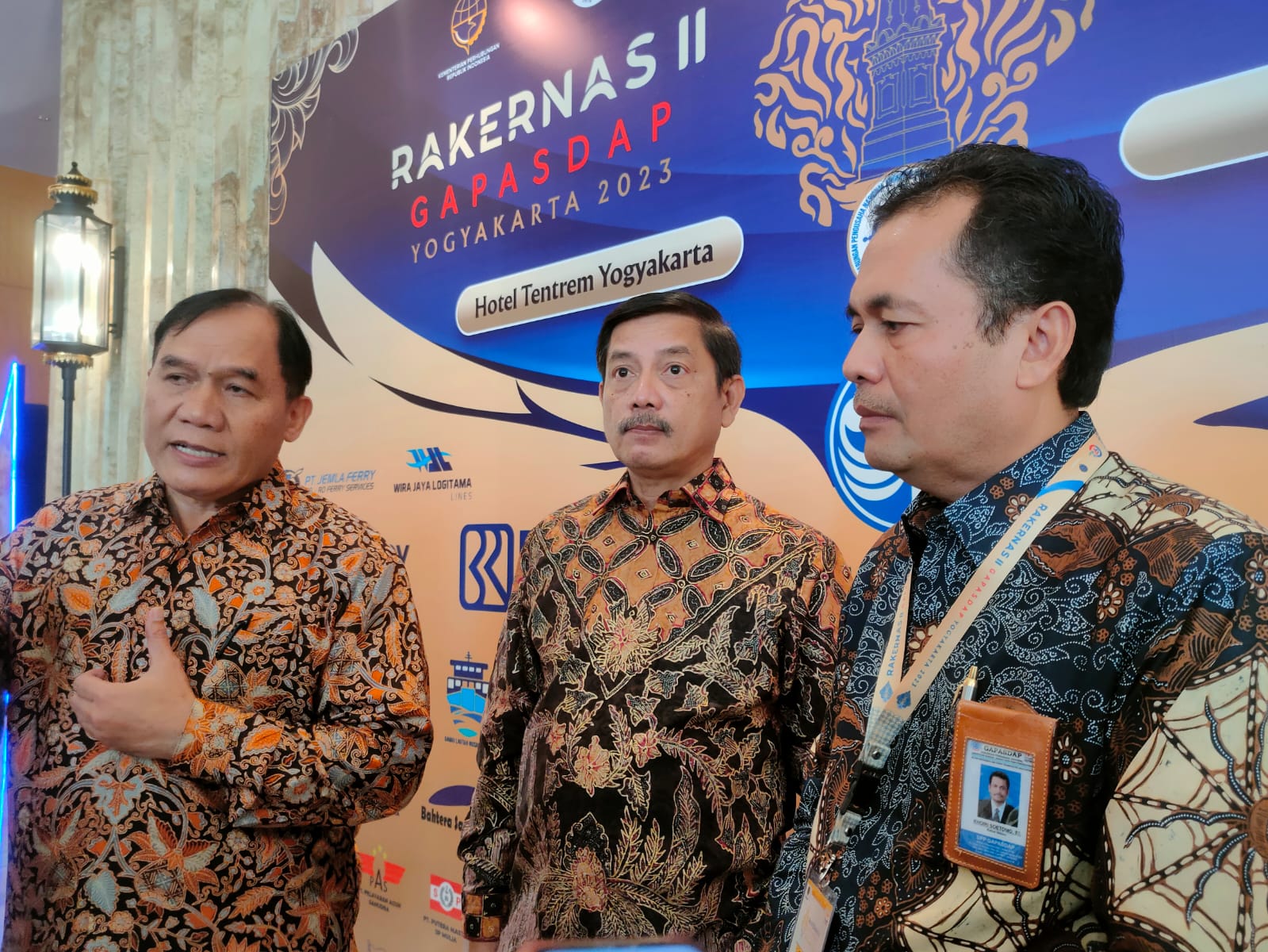 Dirjen Perhubungan Darat Hendro Sugiyatno memberikan keterangan dalam Rakernas Gapasdap