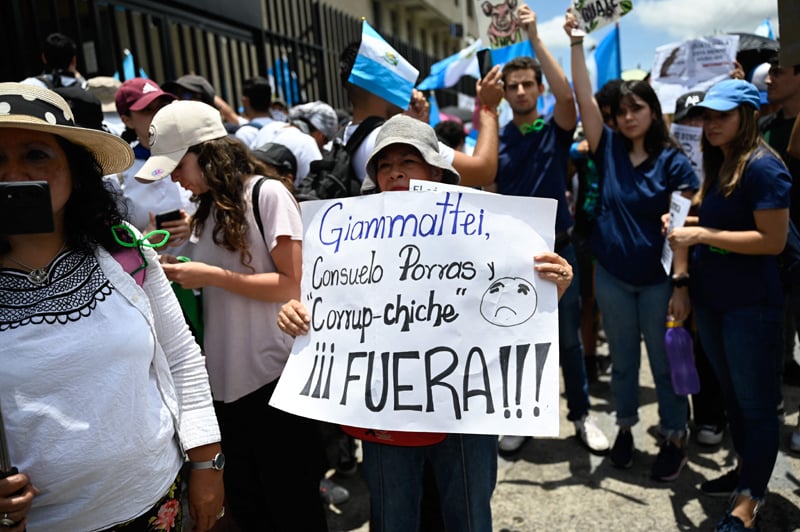 Demonstran di Guatemala kembali menuntut Jaksa Agung dan beberapa jaksa lainnya mundur.
