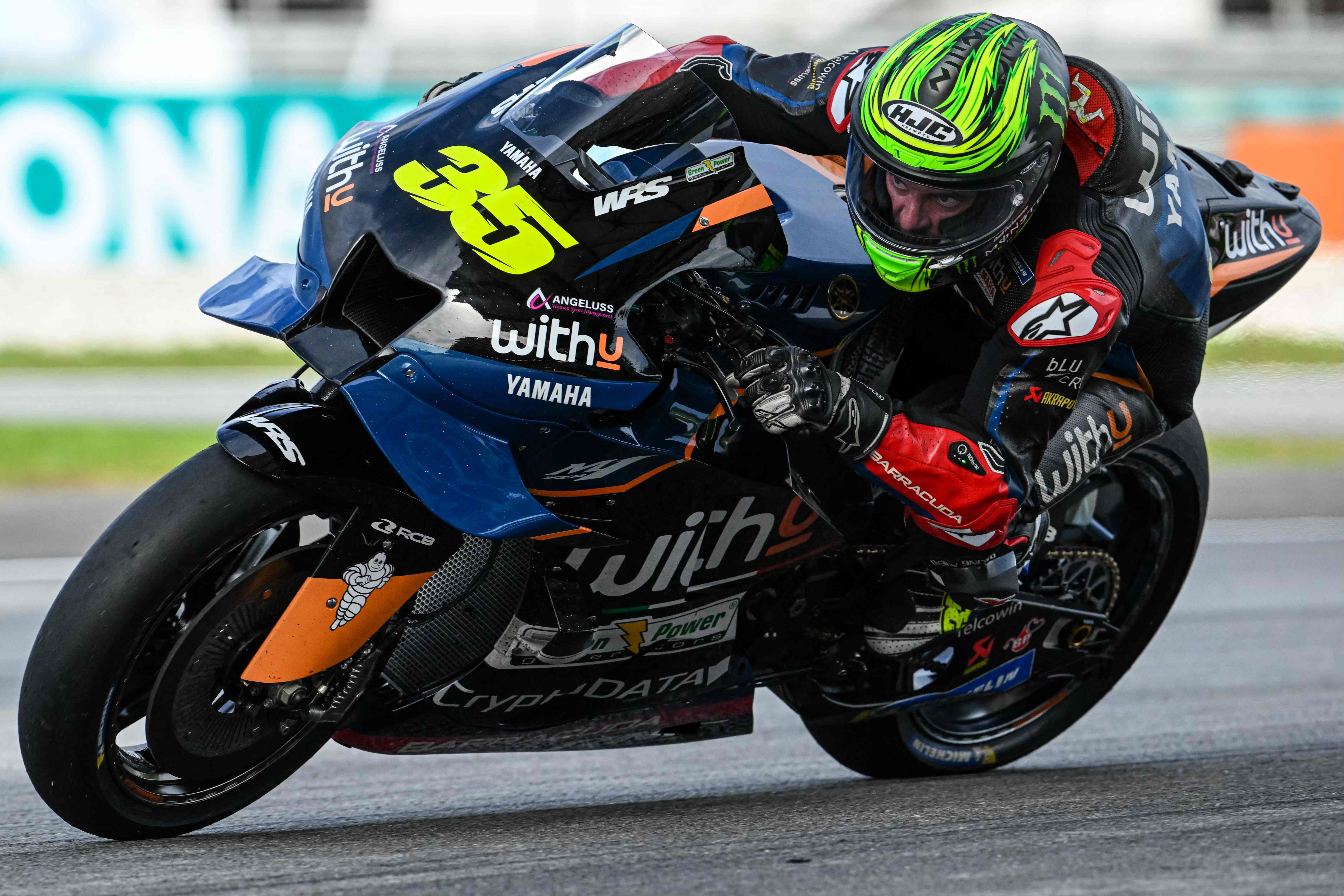 Cal Crutchlow beraksi di Sirkuit Sepang, Malaysia, pada 2022 lalu.