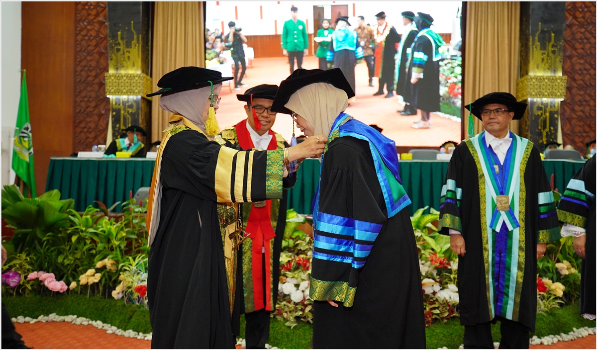 Pengukuhan Guru Besar Tetap di Universitas Andalas