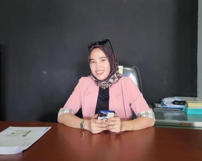 CEO dan Founder SR Hijab, Yeni Susanti yang juga influencer. 