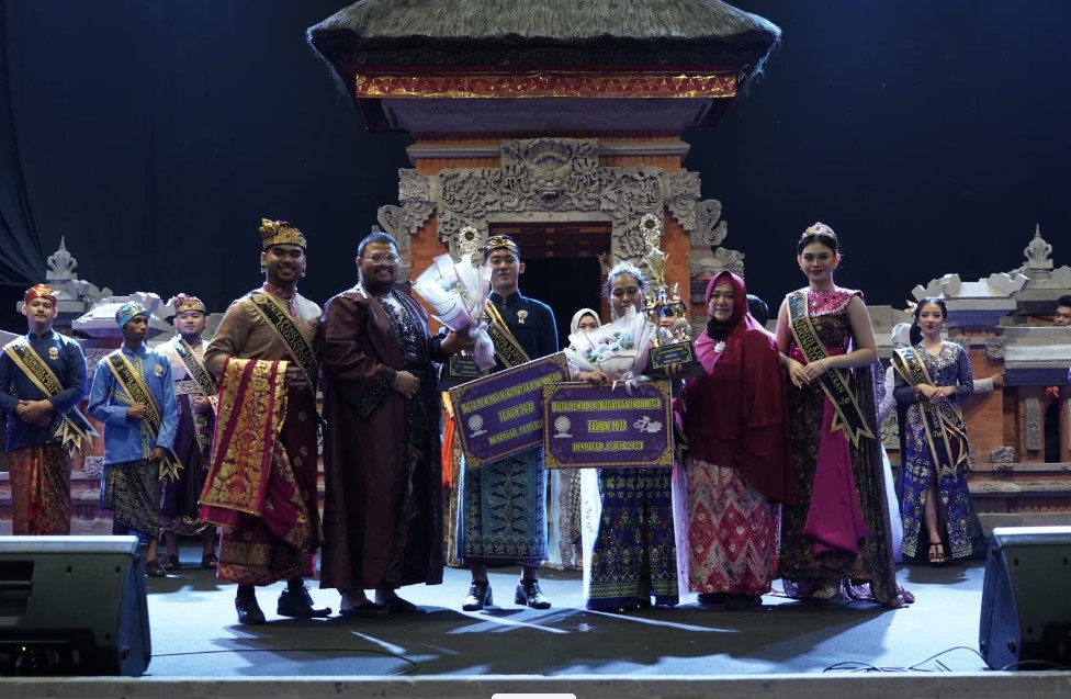 Para pemenang ajang Duta Kebudayaan Indonesia 2023