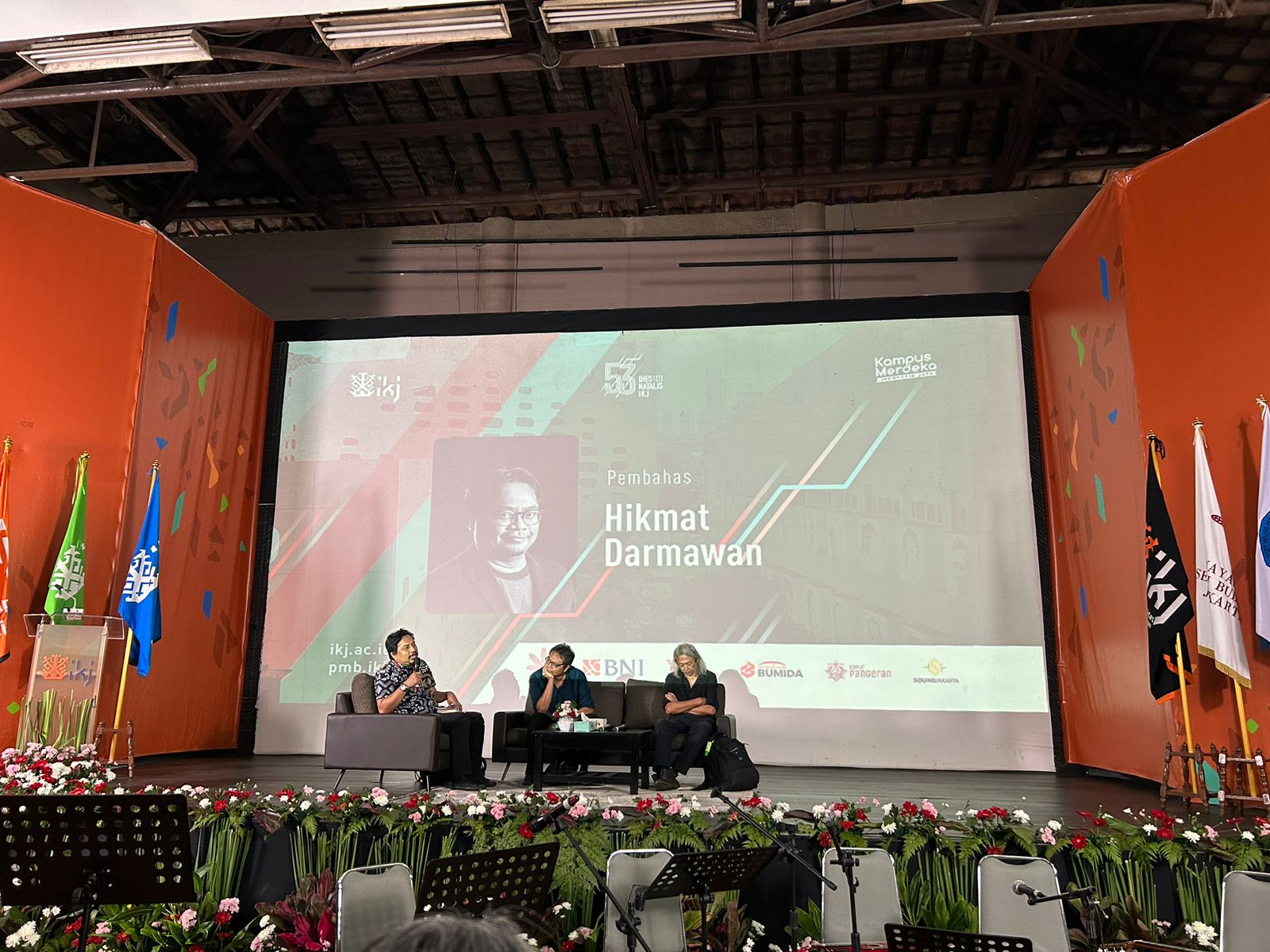 Salah satu seminar yang dilaksanakan dalam rangkaian Dies Natalis Institut Kesenian Jakarta ke-53 tahun ini.