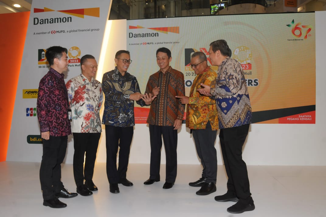 Direksi Bank Danamon hadir pada konferensi pers DXPO by Danamon di Jakarta, Kamis (20/7)