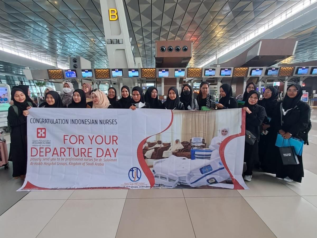 Setidaknya ada 2.000 perawat dan tenaga kesehatan lain yang diperlukan oleh beberapa rumah sakit di Arab Saudi. 