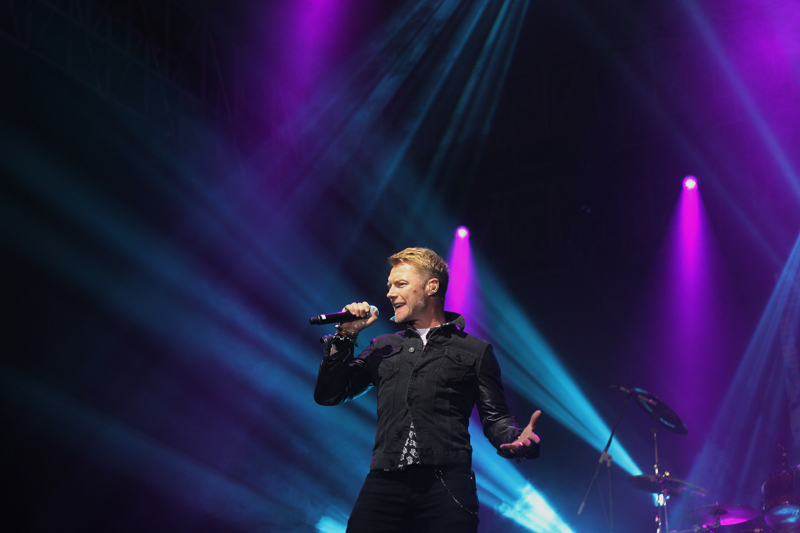 This is your song dipersembahkan Ronan Keating saat misa pemakaman kakaknya, Ciaran yang meninggal karena kecelakaan.