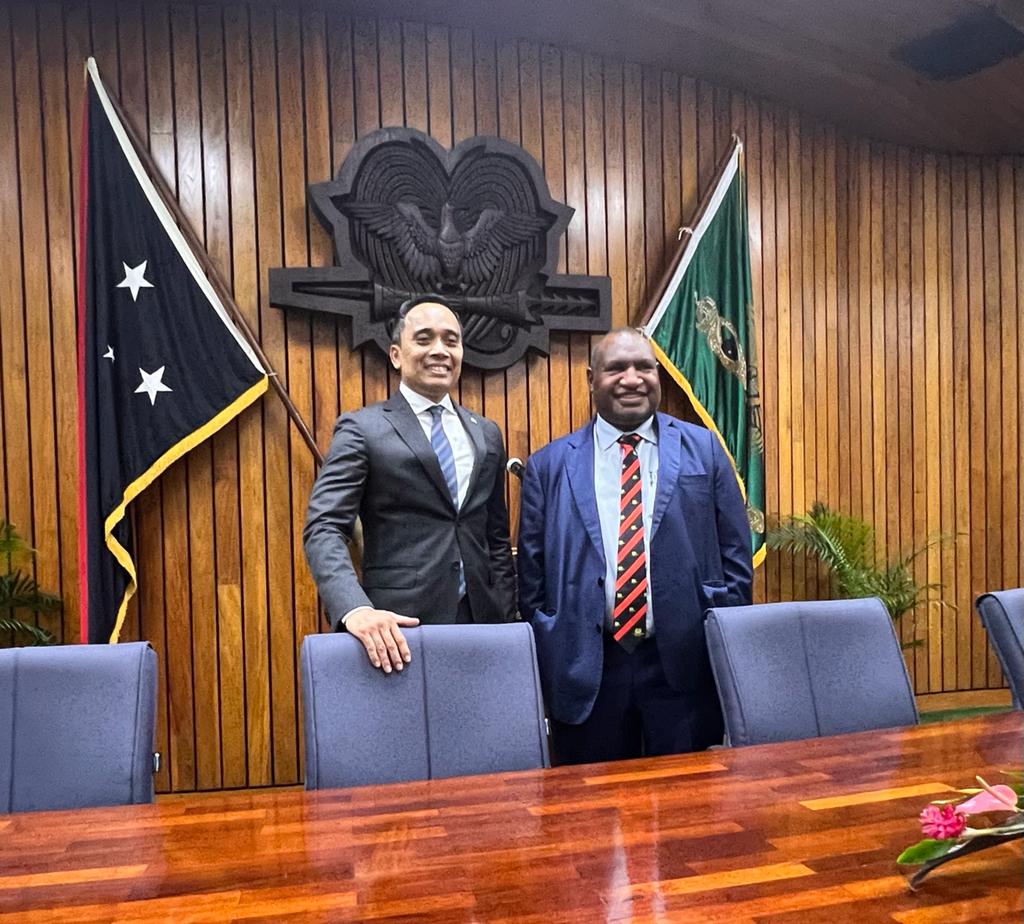 Pimpinan BKSAP, Putu Rudana bersama Perdana Menteri Papua Nugini, James Marape saat berkunjung ke Papua Nugini 