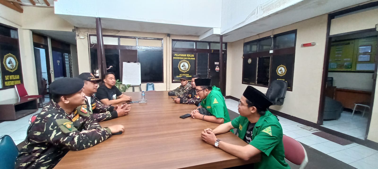 Kader Ansor dan Banser Kota Bandung melakukan audiensi ke Polrestabes Bandung 