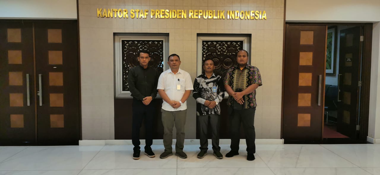 Ketua Koperasi Jasa Pasar Nawacita, Jonpiter Silaen seusai bertemu 