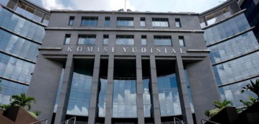 Komisi Yudisial.