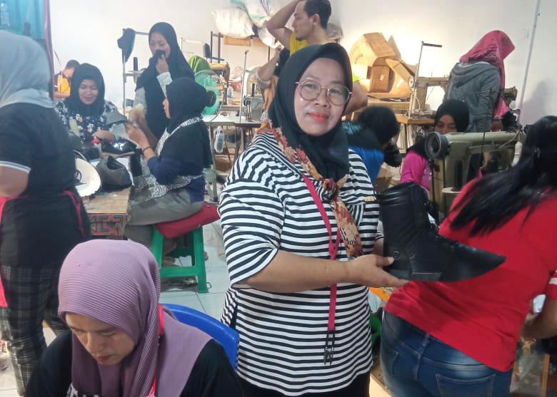 Ibu Rumah Tangga di Sidoarjo Ajak Korban PHK Temukan Peluang Usaha