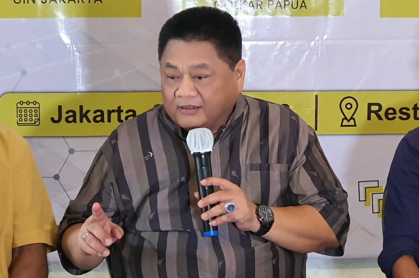 Pengurus DPD Golkar Mengaku dapat Ancaman Tak Dukung Airlangga