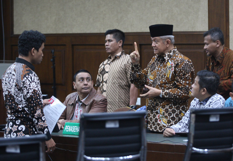 Wakil ketua MUI menghadiri sidang gugatan perdata dari Panji Gumilang di PN Jakarta Pusat. 