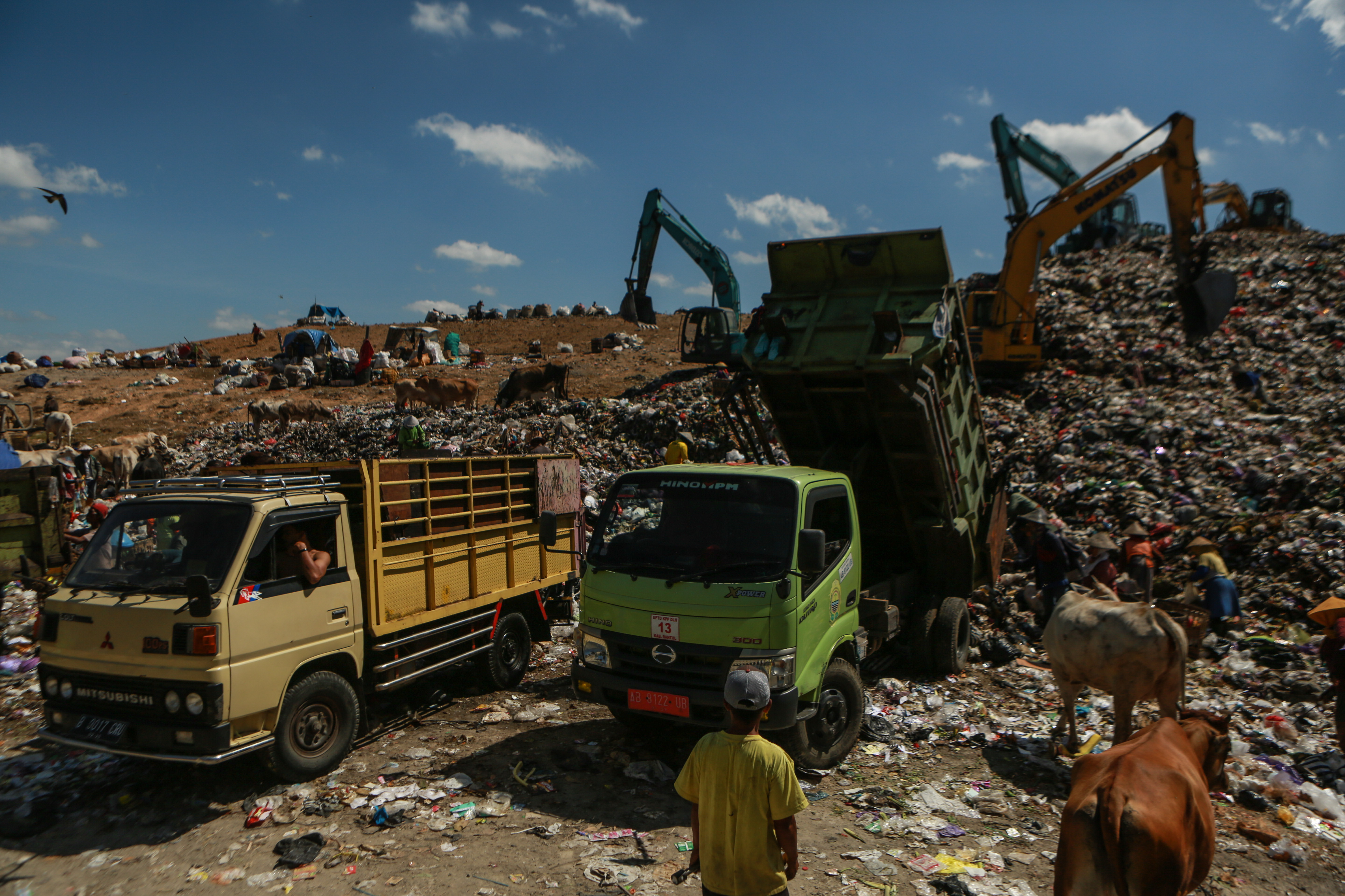 Ilustrasi tempat pembuangan sampah.