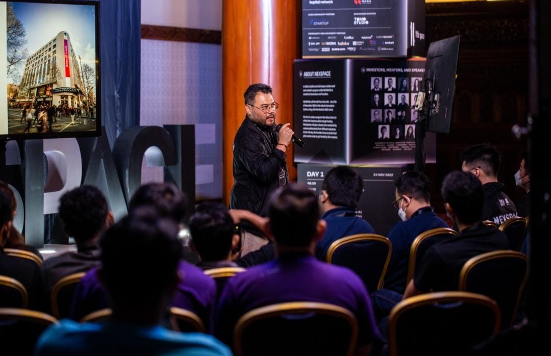  Ivan Tandyo, Founder & Group CEO dari Navanti Holdings mengisi salah satu keynote session.